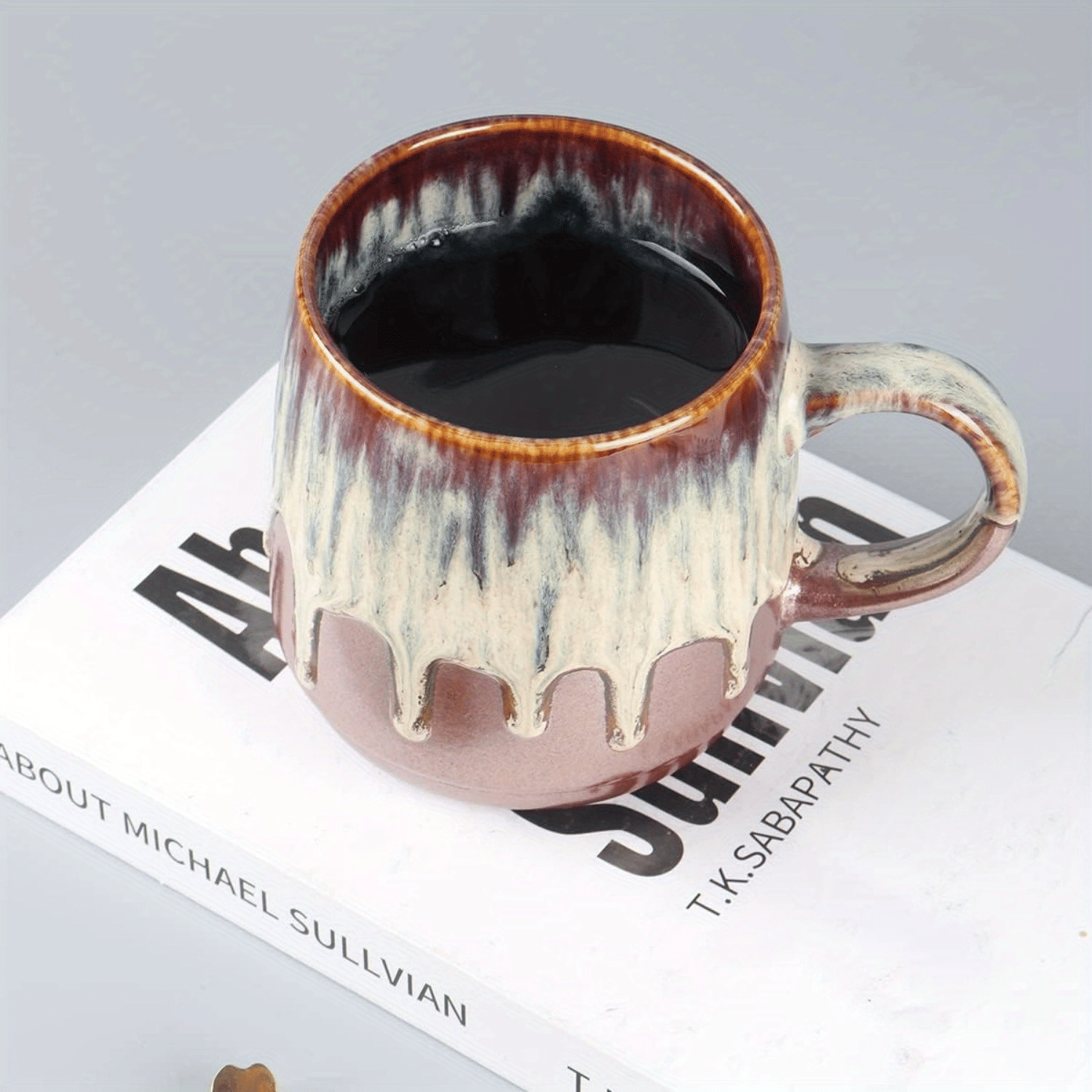 Large Ceramic Coffee Mug, 21 Oz, Gilt Beige Blue Tea Cup for Office and Home, Dishwasher and Microwave Safe - TJD COFFEE AND TEA